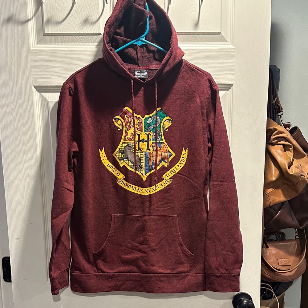 Hogwarts Maroon Crest Hoodie Men’s